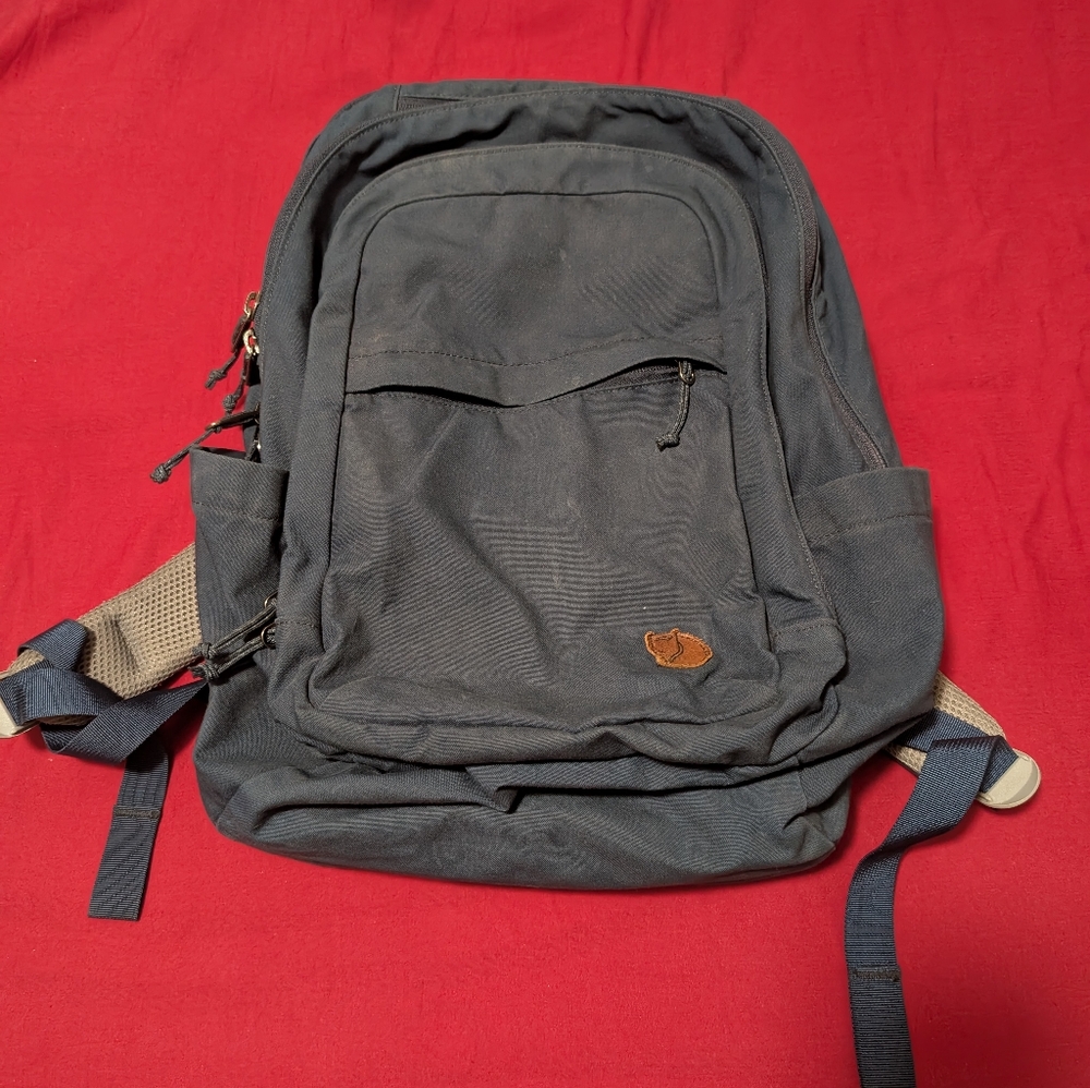 Fjallraven Räven 28L Backpack Navy Blue